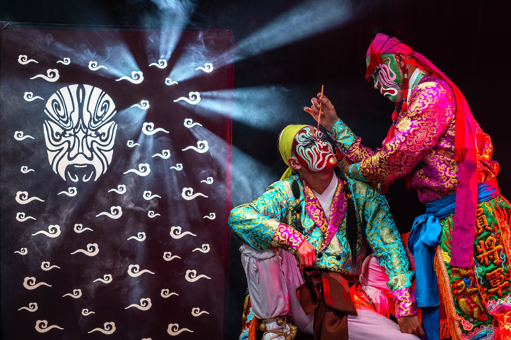 10月-入選-戴志英-畫臉